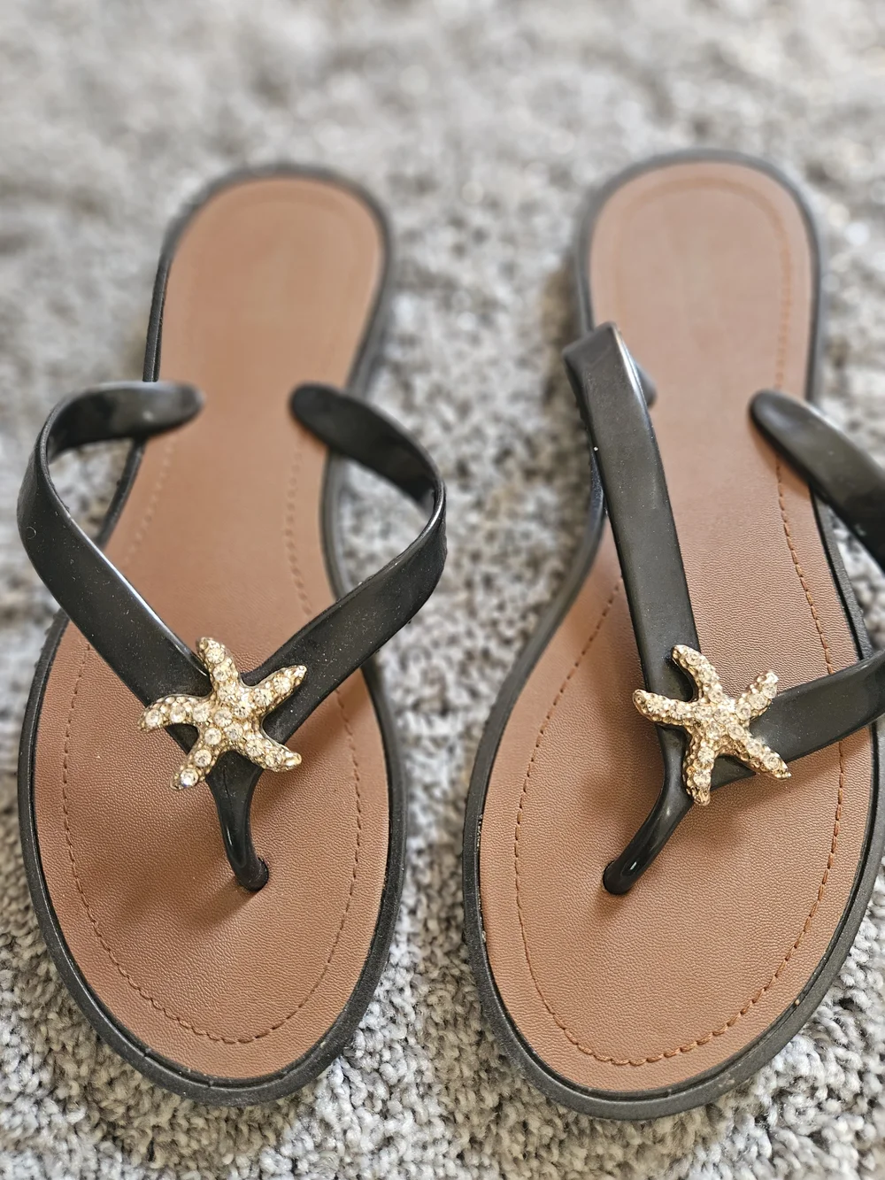 Black Starfish Thong Sandals - Women Size 8